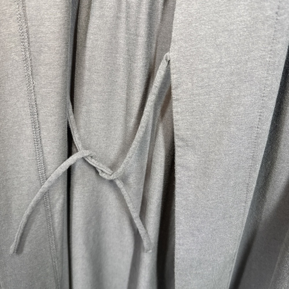 SOMA Restore Aloe Knit Robe Size Small Grey Attached Belt Pockets - Picture 10 of 11